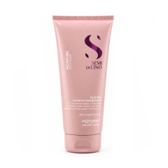 Незмивний кондиціонер Alfaparf Semi Di Lino Moisture Nutritive Leave-In Conditioner для живлення і зволоження волосся, 200 мл